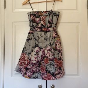 Jessica Simpson strapless cocktail dress